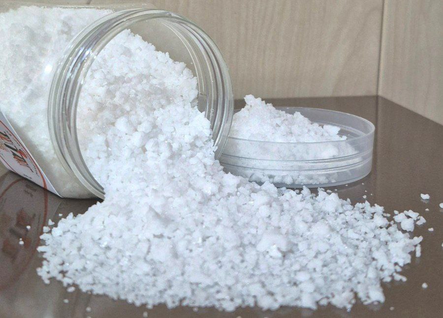 بسته نمک درشت طبیعی چولی‌قزک از محصولات محلی